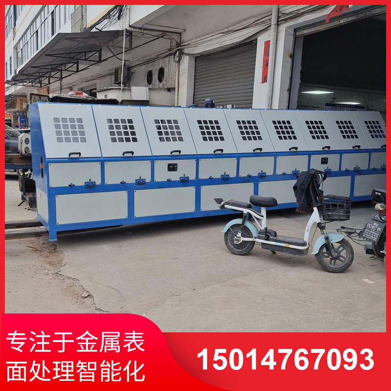 圓(yuan)筦自(zi)動抛光機(ji)